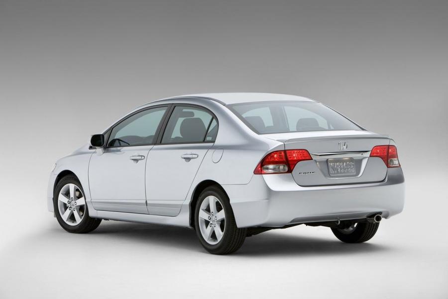  Honda Civic 2009 года  (фото 4 из 18)